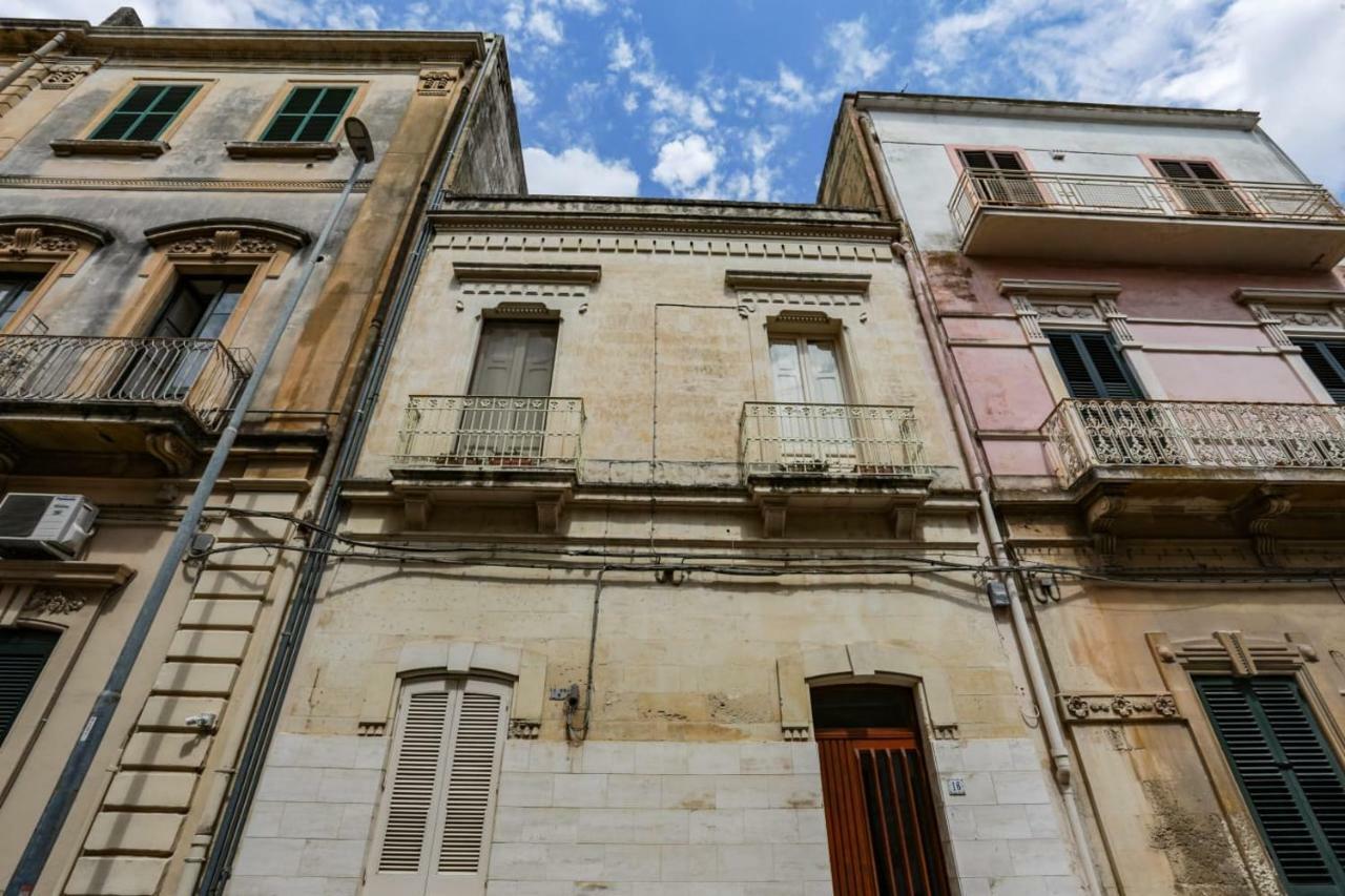 Palazzo Candido Suites & Apartments - Sit Apartment Lecce Luaran gambar