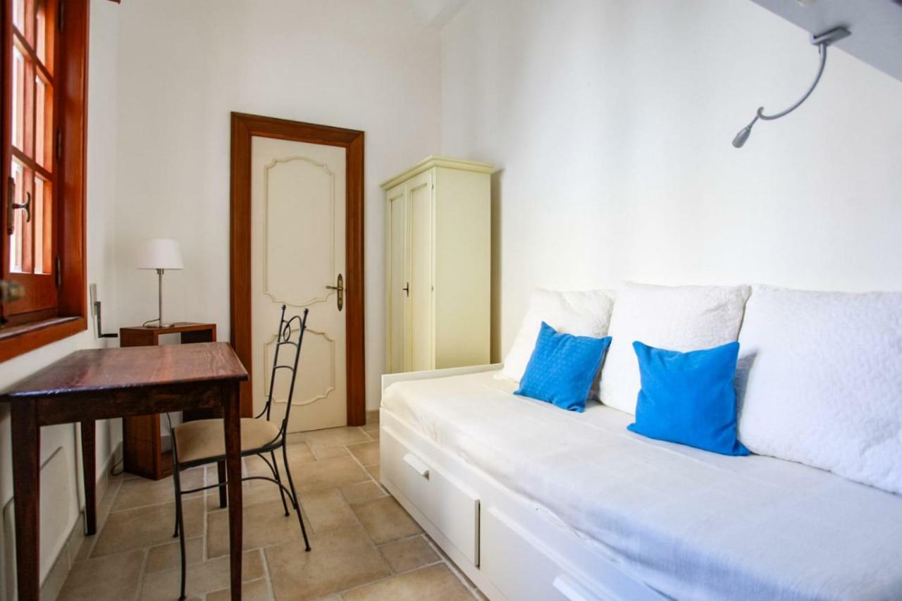 Palazzo Candido Suites & Apartments - Sit Apartment Lecce Luaran gambar